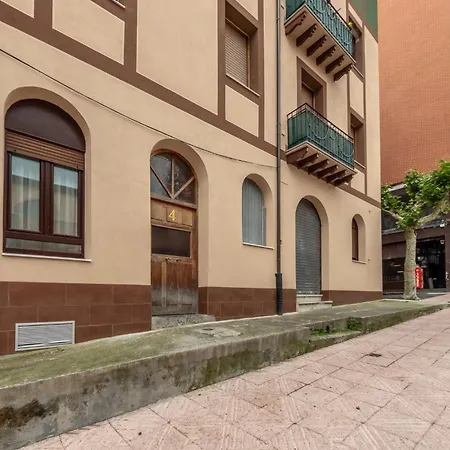 Con Garaje En Kasa Txiki *